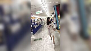 逆さ撮り-学生さんからol-主婦-スカートの中撮らせて頂きました-vol4 voyeur jp 01-250526