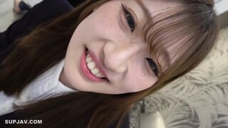 FC2PPV 4908267 【6 17迄1290pt】※顔も仕草も魅力的な医療系新卒ムスメ。カラダの相性が良すぎて膣奥まで突かれ「なんか変な感じがする…！」とビクビク痙攣。ピンク色の一本筋美 jav