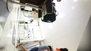 新フルhd高画質パンチラ逆さ撮り184 怒涛の14人のパンチラ 超多人数オムニバスすぺしゃる voyeur jp