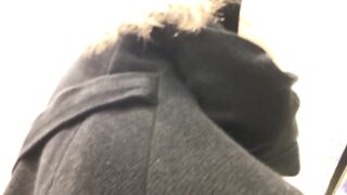 会社帰りのｏｌさん 超ミニの下にはパープルカラーのストッキング越しｐド接写 ol4 4k voyeur jp