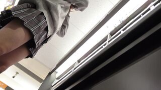 制服4k高画質ギャルj ちゃんは意外にもお子ちゃま綿パンでめっちゃ興奮しました笑 voyeur jp