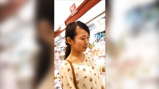 この女の逆さ撮りで暴発しちゃいました182 voyeur jp