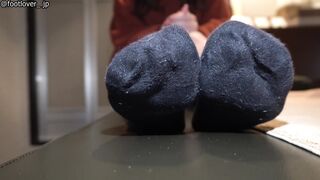 画像 動画 低身長２４才ちゃんの蒸れた黒ソックス 糸屑つき素足 生パンチラ voyeur jp