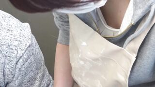 胸チラ 22 必見 美人で程良い大きさのおっぱいが見えるチラリズム 乳首丸見え voyeur jp