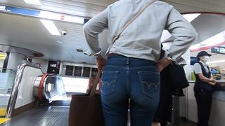 ギンギンになるジーンズヒップ voyeur jp