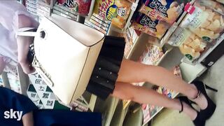 ミニスカ 柄パン 手差し voyeur jp