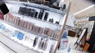 化粧品店のお姉さん改1 とんでもなく可愛いお姉さんのしゃがみ おｐ voyeur jp