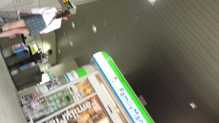 モザなし 青チェ 電車ローアングル編 voyeur jp