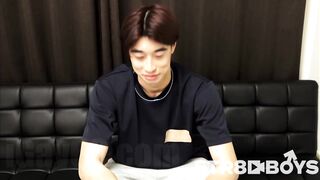 STR8BOYS – SBM 0586 – 【THE FIRST TAKE 街ナンパ編 】【現役体育部員】長身！巨根！スジ筋！可愛い！4拍子揃った爽やか学生をバイト前にガチナンぶっ飛び射精！ gays str8