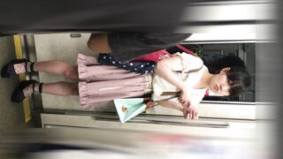 4k bomb438 清楚ガーリーなjdちゃんのサテンピンクp エスカめくり voyeur jp