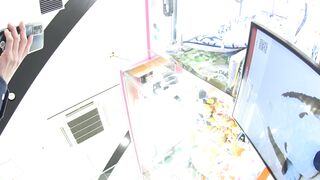プリクラ潜入成功 赤チェック グレーチェック ゲームセンターで逆さ撮りしました voyeur jp