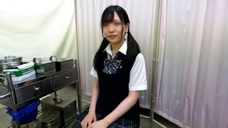 内科検診 押しに弱そうなウブｊｋの乳房を揉みしだく voyeur jp