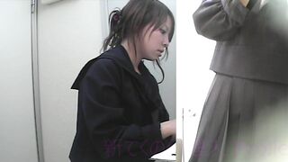 ガセ情報に騙されてちっぱい丸出し てくの塾着替え盗撮k1069k 麗波ちゃん 友奈ちゃんを裏切った同級生 voyeur jp
