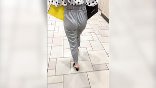 part3 突き出す お尻を no 2048 身も心も優しいエロいスタイルのお姉さん編 voyeur jp