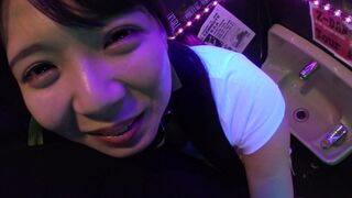 痴漢が出来るアイドルイベント 推しの柔らかい乳房を揉みしだく voyeur jp