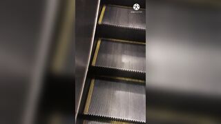 olさん リクスー新入社員さんのスカートの中撮らせてくれました voyeur jp 01