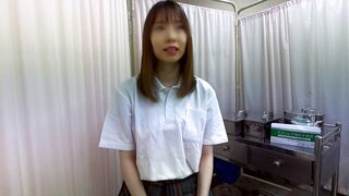 内科検診 美乳dカップがいやらしい手つきで触診され身をよじる voyeur jp